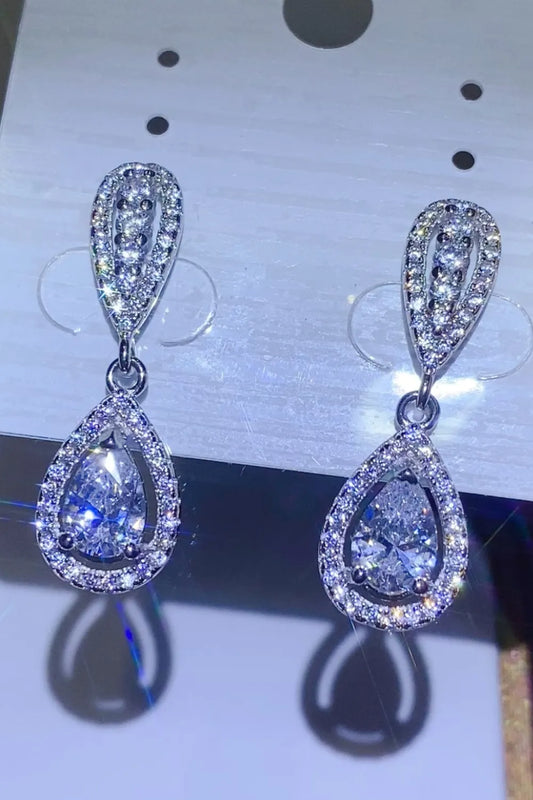 Teardrop-shaped earrings with clear gemstones 